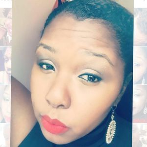 Meet your Posher, Kiana